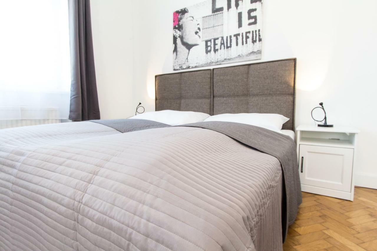 Apartment Design I Contactless Check-in Wien